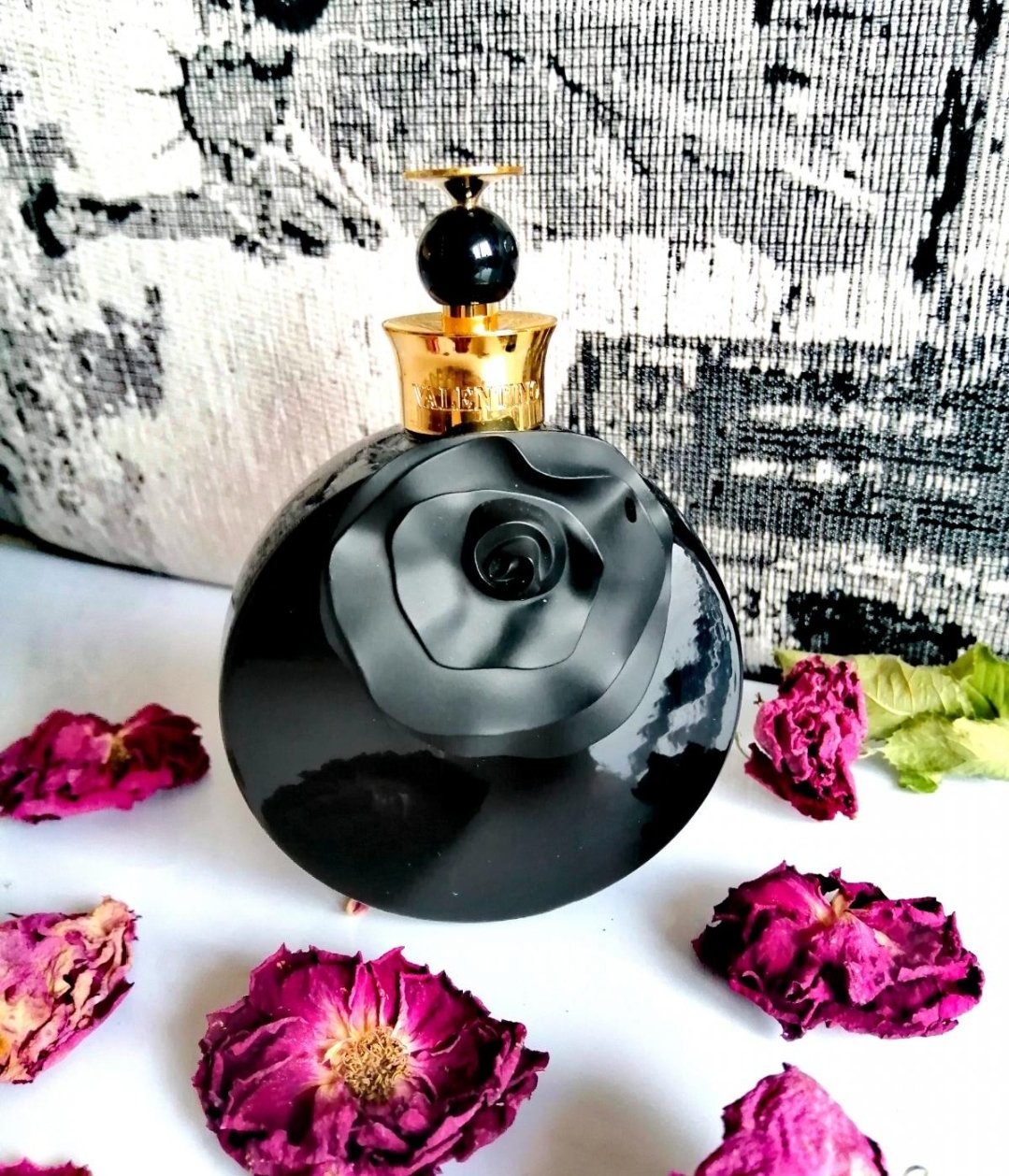 Screenshot_20250426_195357_Chrome والنتینو والنتینا عود اسولوتو زنانه - تصویر 1