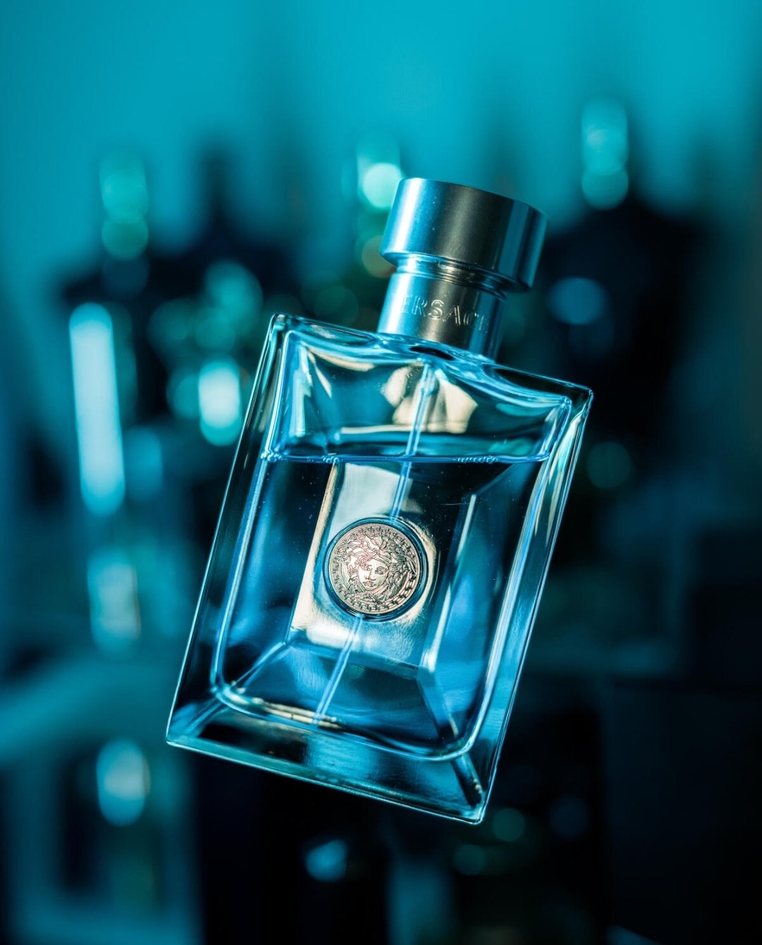 Screenshot_20260104_194256_Chrome ورساچه پورهوم مردانه - تصویر 1